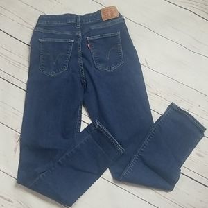 Levi's Mid Rise Skinny Jeans